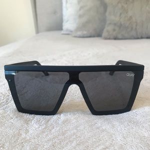 QUAY Australia Hindsight Sunglasses